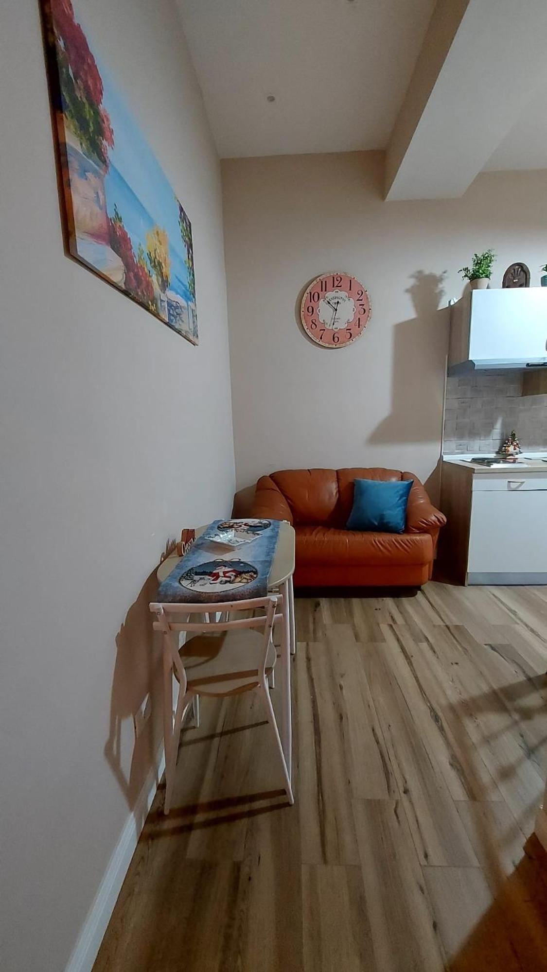 La Petite Maison Naples Luaran gambar
