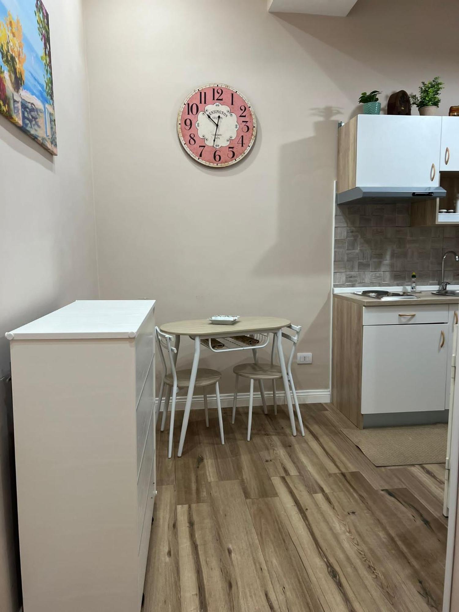 La Petite Maison Naples Luaran gambar